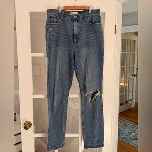 Abercrombie & Fitch Curve Love 90’s Slim Straight Ultra High Rise Jeans